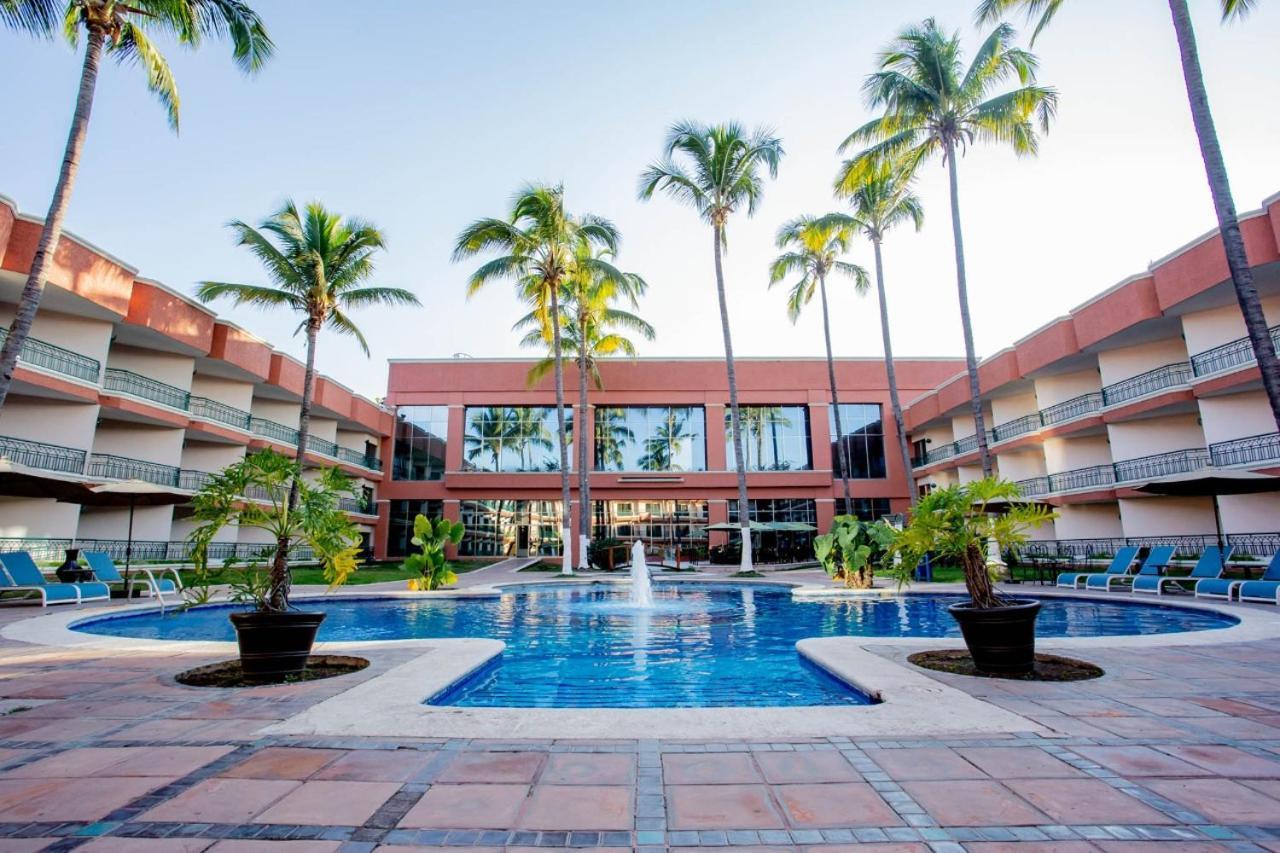 Nk Hotel Nekie Tepic Exterior photo